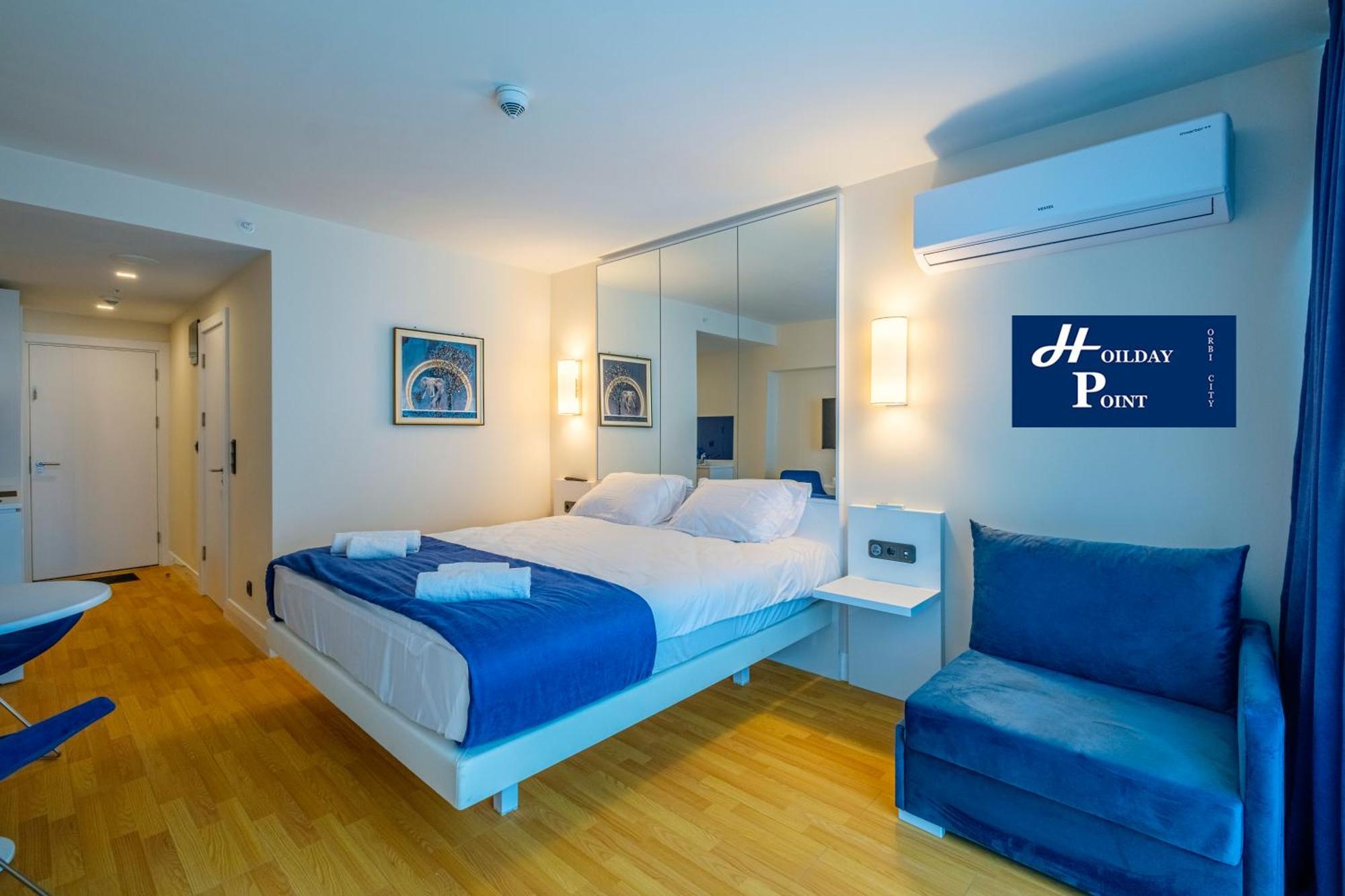 Holiday Point Orbi City Батуми Экстерьер фото