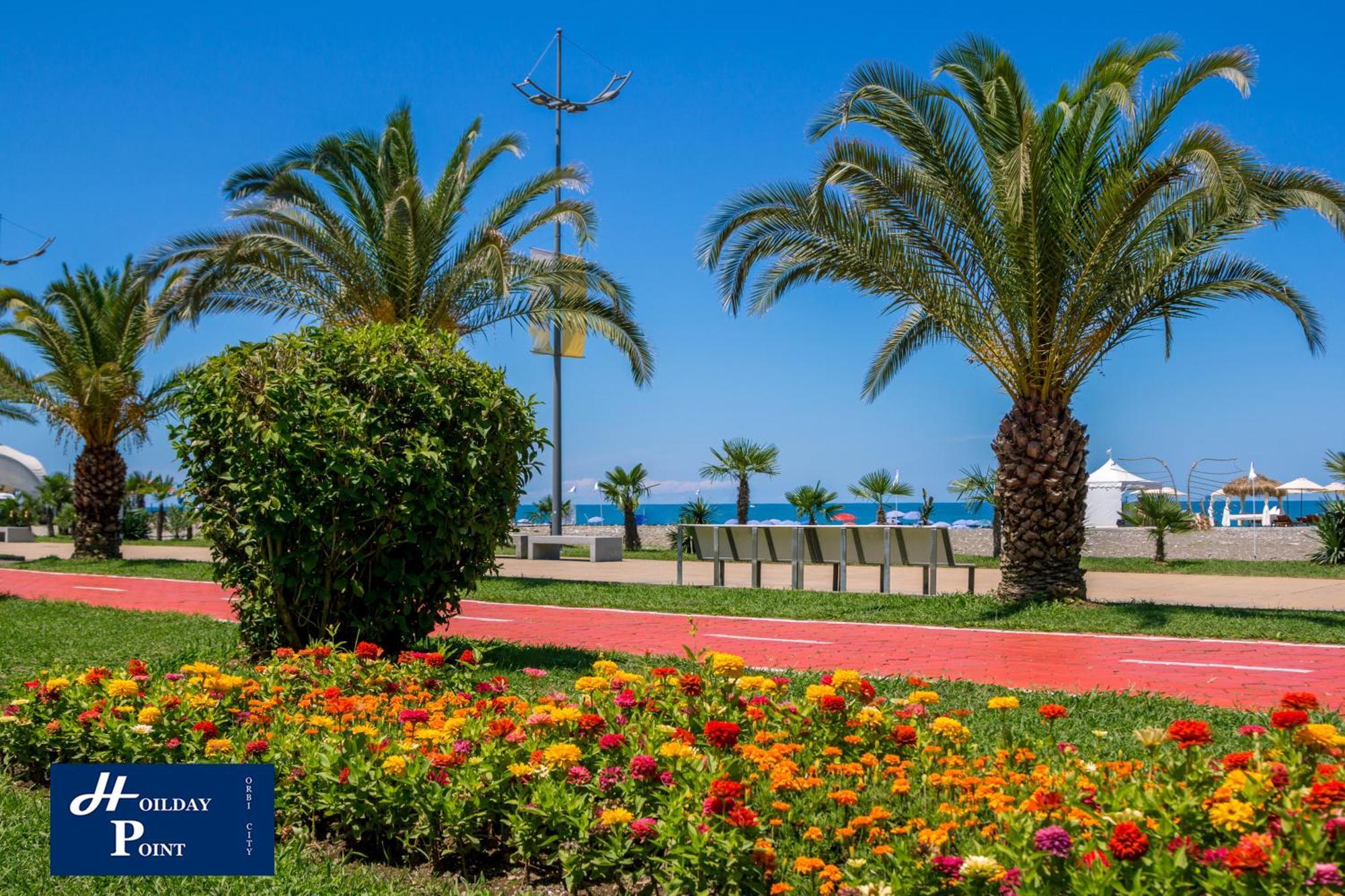 Holiday Point Orbi City Батуми Экстерьер фото