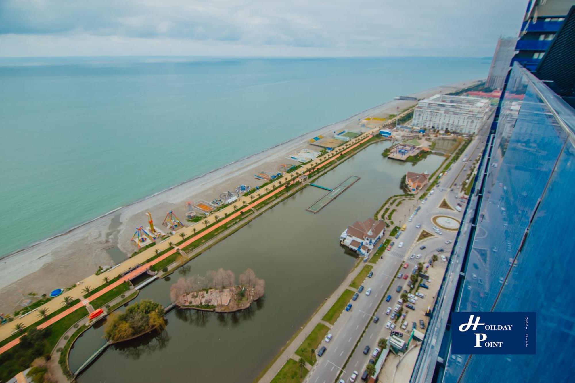 Holiday Point Orbi City Батуми Экстерьер фото