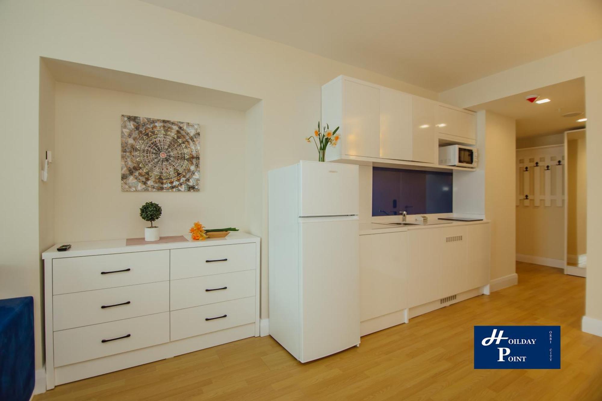 Holiday Point Orbi City Батуми Экстерьер фото